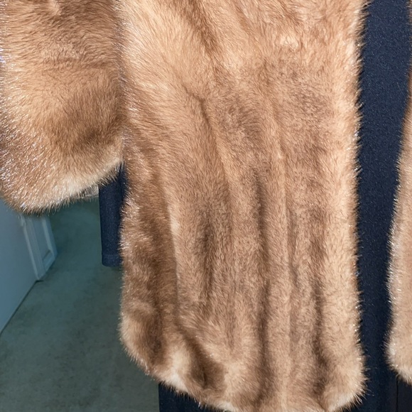 Women’s VTG Possible Mink SCHUMACHER FUR CO. PORTLAND, ORE Fur Stole Shawl Wrap - Picture 4 of 13